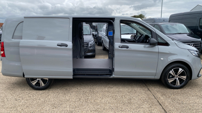 Mercedes-Benz Vito L3 Diesel Rwd 119CDI Select Van 9G-Tronic - Image 14